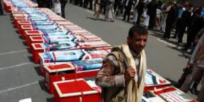 مليشيا الحوثي تواصل عمليات الدفن والتشييع للعشرات من قتلاها بشكل يومي 