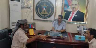 رئيس انتقالي لحج يلتقي قائد المقاومة الجنوبية بمديريتي طور الباحة والمقاطرة  