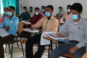 وكالة تنمية المنشآت التابعة للصندوق الاجتماعي للتنمية ( smeps) تختتم البرنامج التدريبي للطواقم الصحية بالضالع