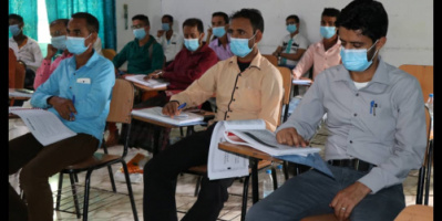 وكالة تنمية المنشآت التابعة للصندوق الاجتماعي للتنمية ( smeps) تختتم البرنامج التدريبي للطواقم الصحية بالضالع
