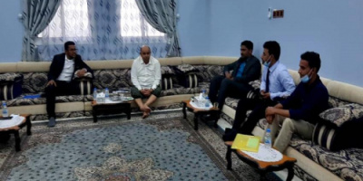 عقب استمرار تفشي وباء كورونا ... الحكومة اليمنية تلتقي ممثلي طلاب جامعة حضرموت وسيئون 
