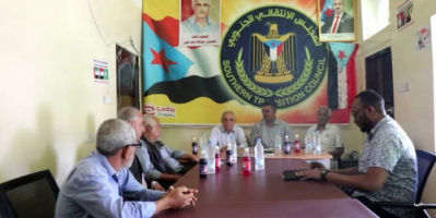 رئيس القيادة المحلية لانتقالي الضالع يلتقي رئيس منظمة أطباء بلا حدود الفرنسية 