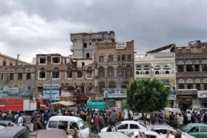وفاة4 عمال إصابة 3اخرين جراء انهيار فندق وسط صنعاء