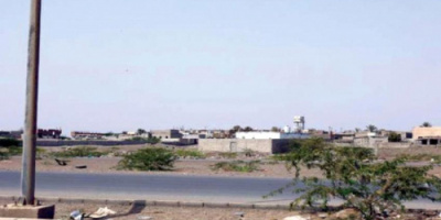  المليشيا تستمر في تصعيدها باستهداف المناطق السكنية في الحديدة 