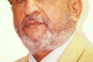 *مخيم المعتصمين العسكريين .. إلى متى ؟*