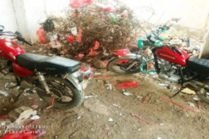 الحزام الامني في لودر يقبض على اثنين  من سارقي الدراجات 