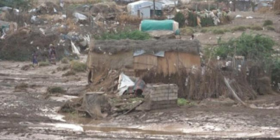  سيول الامطار تجرف مخيمات النازحين وتهدم منازل المواطنين في محافظة الحديدة