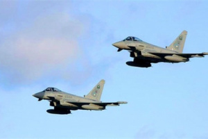 مقاتلات التحالف تستهدف تجمعات وآليات عسكرية للمليشيات في البيضاء