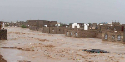 انتشال جثامين 5 غرقى في سيل العسكرية بيافع