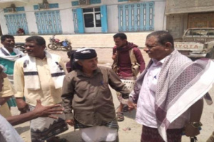 الحوتري يقدم واجب العزاء لأسرة آل بلم في زنجبار
