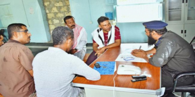 انتقالي غيل باوزير يطلع على نشاط عمل الأحوال المدنية والسجل المدني بالمديرية