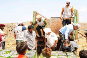 «خليفة الإنسانية» تستكمل توزيع المساعدات شمال سقطرى 