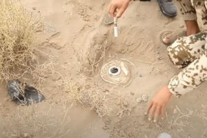  القوات المشتركة تفكك حقل ألغام حوثي بالحديدة