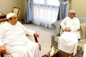 محافظ عدن يبحث مع مستشاري رئيس الجمهورية جهود تطبيع الحياة بالعاصمة ومعالجة الأزمات الخدمية