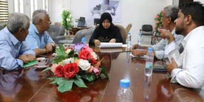 السلطة المحلية بالشيخ عثمان تبحث تفعيل الجانب الاستثماري