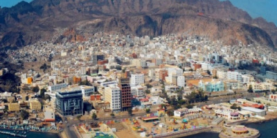 شرطة كريتر تلقي القبض على 10متهمين بقتل الشاب منور وترويج وبيع الحشيش 
