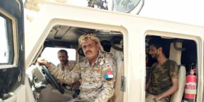 النقيب : مليشيا الاخوان تسلم  مواقعها بابين لتنظيم القاعدة وداعش 