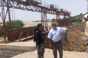 ممثلو إنتقالي أبين يطلعوا على اضرار السيول في المحافظة