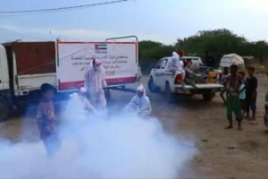  الهلال الأحمر الإماراتي يدشن حملة الرش الضبابي الرابعة لمكافحة الأوبئة في المخا