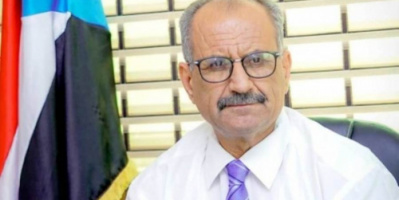 قيادي بالإنتقالي مخاطباً الشرعية:المنافسة الحقيقية تكمن ضد الحوثي وتحسين الخدمات
