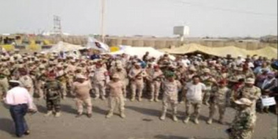 بيان الهيئة العسكرية : نطالب دول التحالف بالتدخل الفوري وإلزام الحكومة بصرف المرتبات دفعة واحدة 