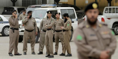  الشرطة السعودية تضبط يمني يدير شقتين لعلاج مخالفي الإقامة