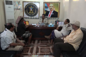 الشعيبي يبحث مع مقاومة الصبيحة  الأوضاع  العسكرية بحدود الحجرية 