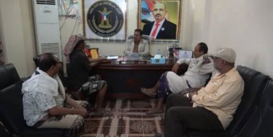 الشعيبي يبحث مع مقاومة الصبيحة  الأوضاع  العسكرية بحدود الحجرية 