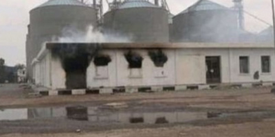  قصف مدفعي لمليشيات الحوثي يَستهدف مطاحن البحر الأحمر ويُلحق أضرارًا فادحة
