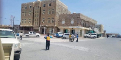  سقطرى..تدشين حملة وضع الإشارات المرورية في الشوارع