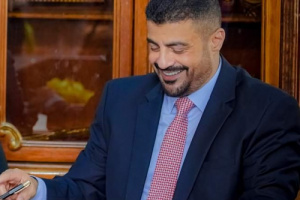 العوض: المحافظ السابق وضع نفسه عدوا لعدن