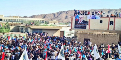 بسبب مشاركته بفعالية الانتقالي.. مليشيا الاخوان بشبوة تجبر ادارة التربية والتعليم بعزل مدير ثانوية بالمحافظة
