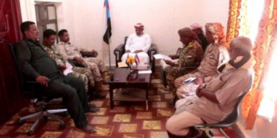 اجتماع انتقالي سقطرى وقيادات عسكرية يقر تشكيل غرفة عمليات لإدارة الملف الأمني