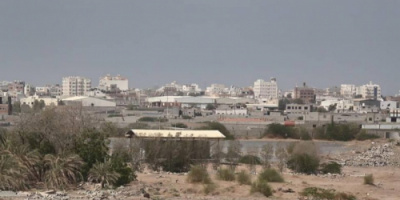 المشتركة تخمد مصادر نيران لمليشيا الحوثي بالحديدة.. وتكبدها خسائر فادحة