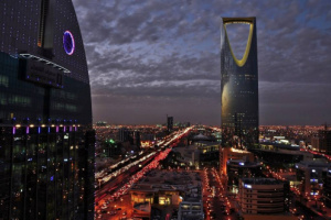 السعودية تفتح المنافذ البرية والبحرية والجوية أمام جميع وسائل النقل