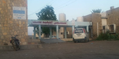 وصول قتلى وجرحى من قوات الإخوان الى مستشفى لودر بعد معارك في أبين 