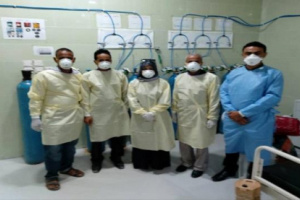 سوقي والشبحي يزوران مركز العزل بمستشفى الجمهورية ويطلعان على سير العمل فيه