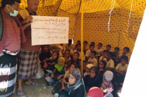 لحج: مبادرات مجتمعية بالصبيحة بعمل خيام  كفصول دارسية من أجل أستمرار تلقي  الطلاب التعليم