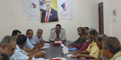 رئيس انتقالي لحج يناقش الأوضاع الأمنية والعسكرية مع قائد اللواء الرابع حزم وانتقالي طور الباحة