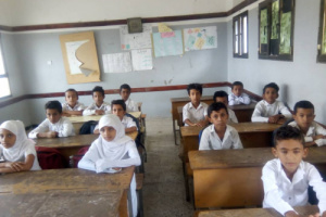 مدير مكتب التربية والقيادة المحلية للإنتقالي بحالمين يدشنان العام الدراسي 2020/2021 
