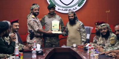 قيادة الدعم والإسناد تكرم قائد الحزام الأمني بلحج