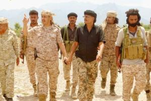 *القائدان مـخـتـار الـنـوبي وعثمان معوضه يزوران جبهتي حجر والفاخر شمال غرب الـضـالـع*