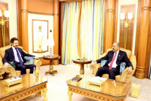 الرئيس القائد عيدروس الزُبيدي يستقبل بعثة المملكة المتحدة