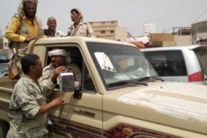 حملة أمنية لإزالة تعديات الباعة بشوارع ردفان