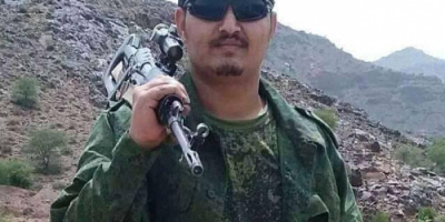 رئيس انتقالي لحج يُعزّي الرئيس الزبيدُي بوفاة نجل شقيقه الشاب البطل مالك الزبيدُي 