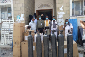 "الحيمدي" السلطة المحلية بالمسيمير تبذل جهوداً جبارة للدفع بعجلة التنمية وديمومة المشاريع الخدمية بالمديرية