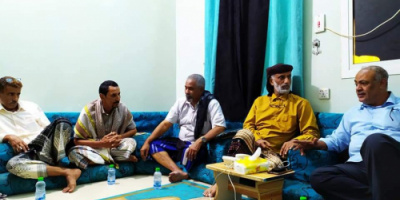 انتقالي حضرموت يطمئن على صحة الشيخ علي السليماني 
