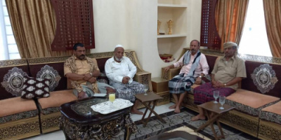 العطاس يلتقي شيخ قبائل آل ماضي بحضرموت