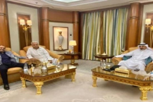 الرئيس الزُبيدي يستقبل اللواء شلال شائع واللواء الحامدي بمقر اقامته بـ الرياض