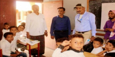 انتقالي حالمين يطلع على احتياجات المدارس بالمديرية